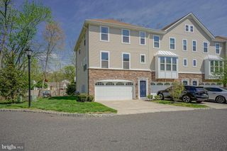 16 REGENCY CT, Cherry Hill, NJ 08002