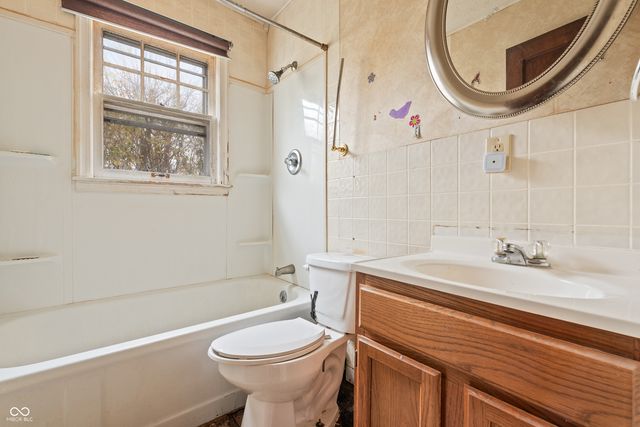 5711 Hardegan Street, Indianapolis, IN 46227