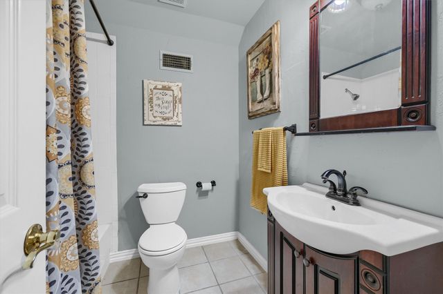 105 Franklin Court, Pottsboro, TX 75076