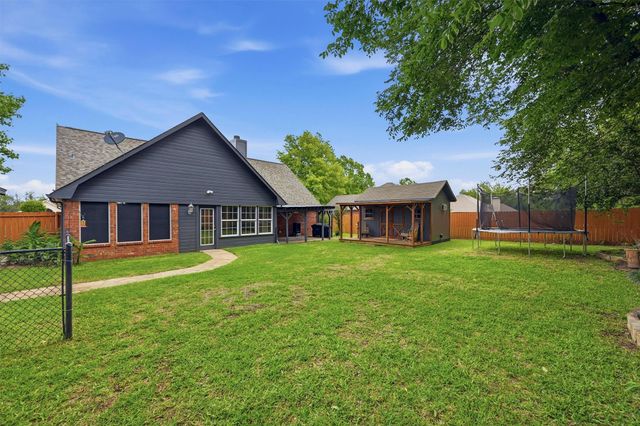 105 Franklin Court, Pottsboro, TX 75076