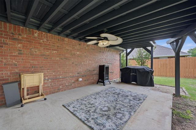 105 Franklin Court, Pottsboro, TX 75076