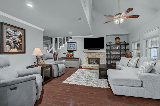 105 Franklin Court, Pottsboro, TX 75076