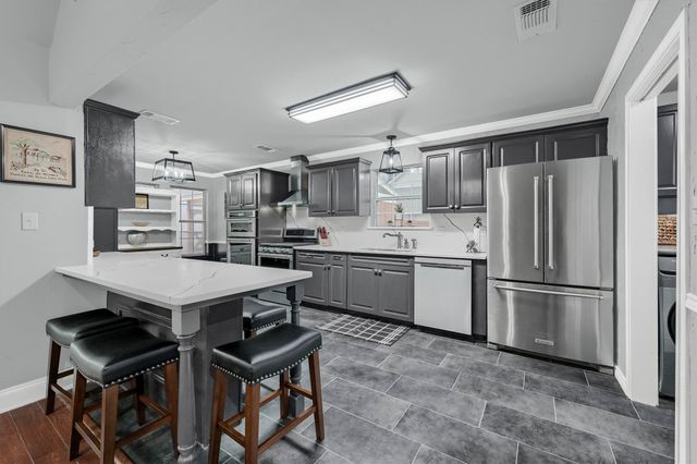 105 Franklin Court, Pottsboro, TX 75076