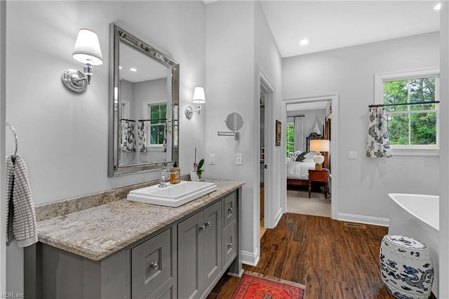 145 Paddys CT, Port Haywood, VA 23138