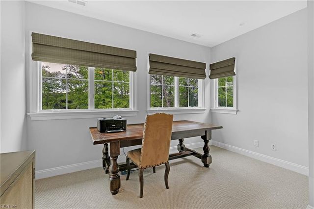 145 Paddys CT, Port Haywood, VA 23138