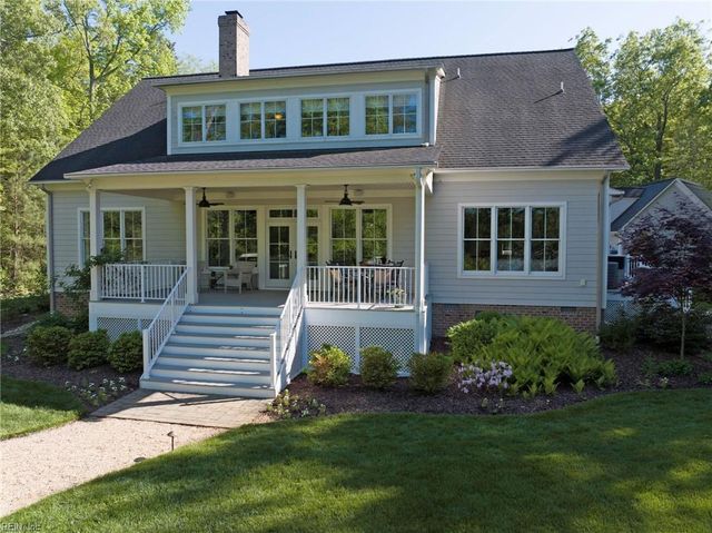 145 Paddys CT, Port Haywood, VA 23138