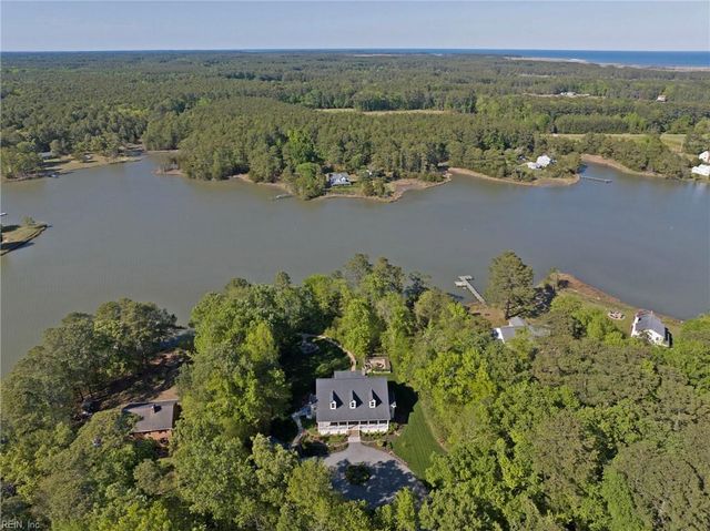 145 Paddys CT, Port Haywood, VA 23138