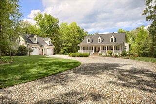 145 Paddys CT, Port Haywood, VA 23138