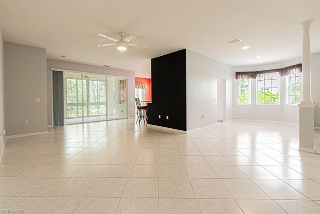 2215 Hawksridge DR 802, Naples, FL 34105