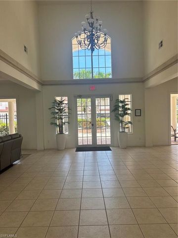 2215 Hawksridge DR 802, Naples, FL 34105
