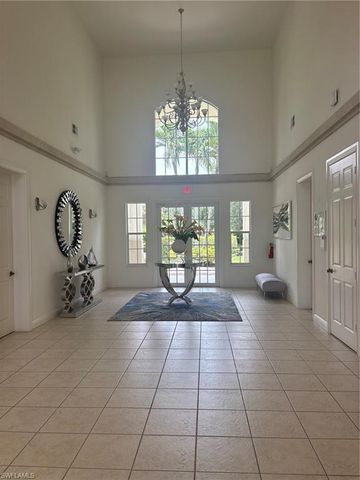 2215 Hawksridge DR 802, Naples, FL 34105