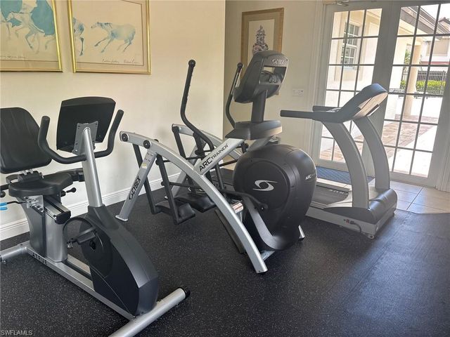 2215 Hawksridge DR 802, Naples, FL 34105
