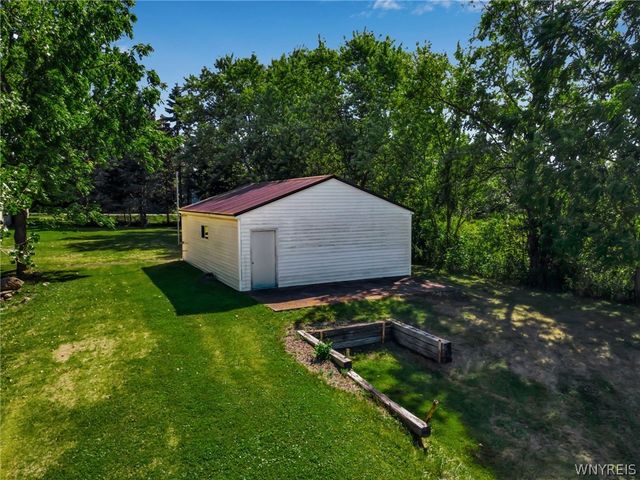 53 William Kidder Road, Lancaster, NY 14086