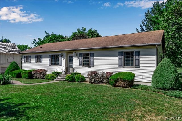 53 William Kidder Road, Lancaster, NY 14086