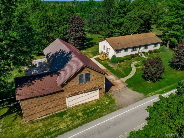 53 William Kidder Road, Lancaster, NY 14086