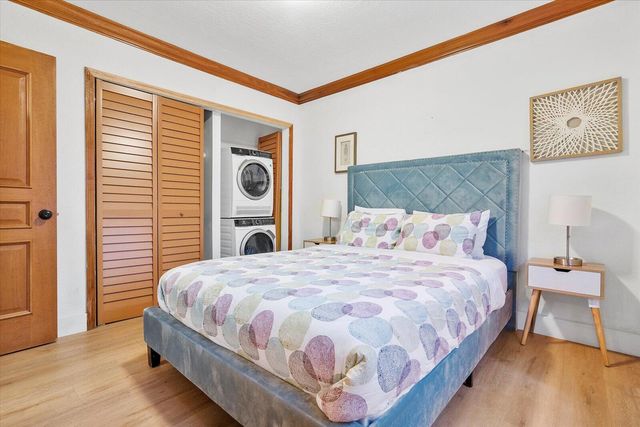 3522 NE 166TH Street 6, North Miami Beach, FL 33160