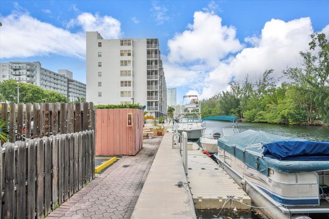 3522 NE 166TH Street 6, North Miami Beach, FL 33160