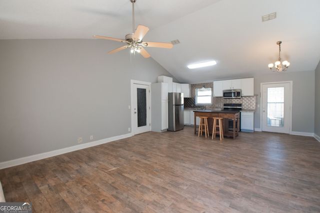 109 Azalea Court, Kingsland, GA 31548