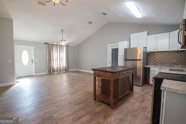 109 Azalea Court, Kingsland, GA 31548