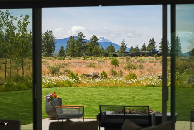 62313 McClain Drive, Bend, OR 97703