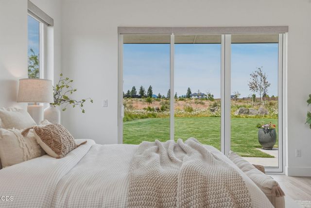 62313 McClain Drive, Bend, OR 97703