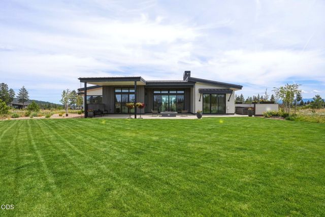 62313 McClain Drive, Bend, OR 97703