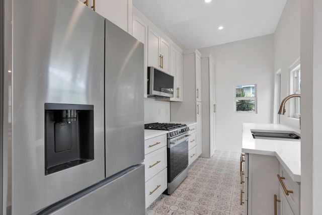 123 S Ocean Breeze, Lake Worth Beach, FL 33460