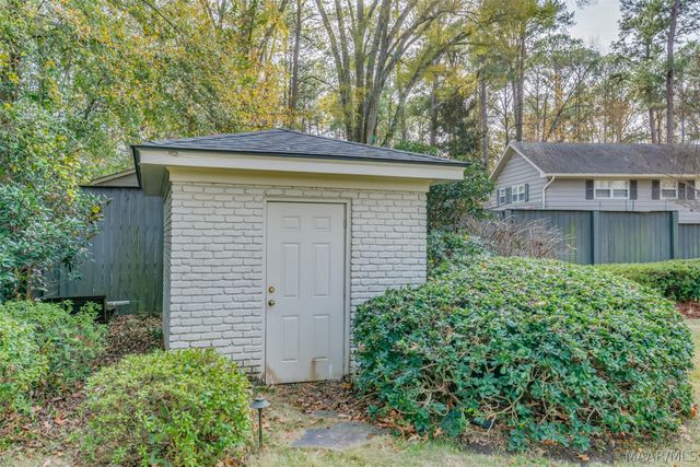 1803 Pineneedle Road, Montgomery, AL 36106