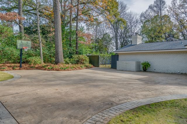 1803 Pineneedle Road, Montgomery, AL 36106