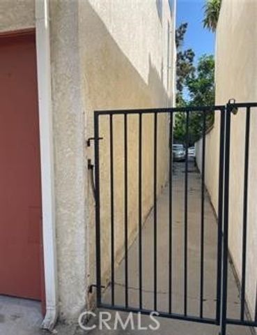 1451 Roycroft Avenue 1, Long Beach, CA 90804