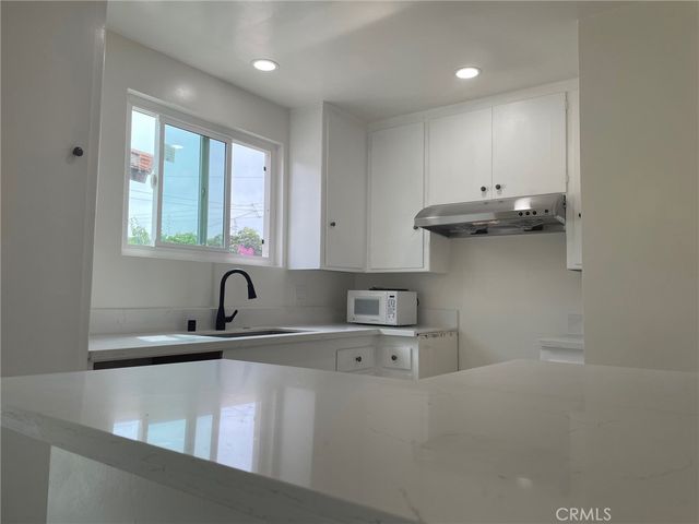 1451 Roycroft Avenue 1, Long Beach, CA 90804