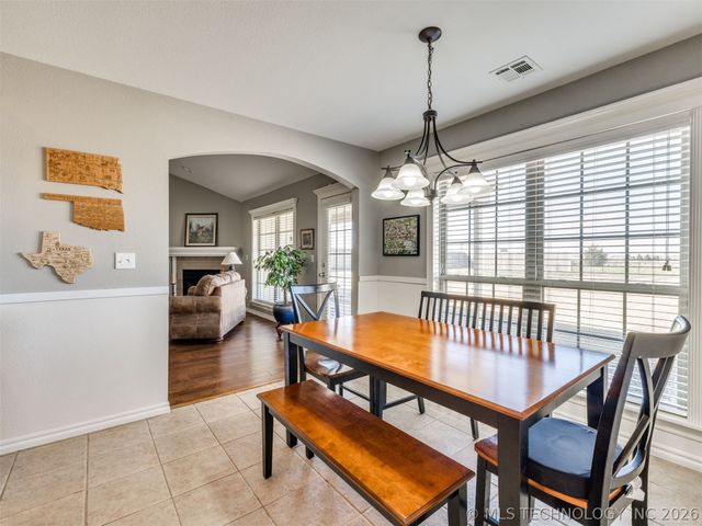 5295 E 144th Street North, Collinsville, OK 74021