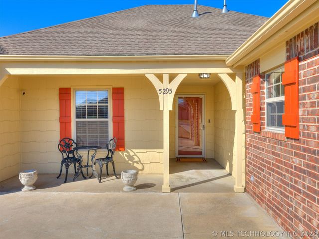 5295 E 144th Street North, Collinsville, OK 74021