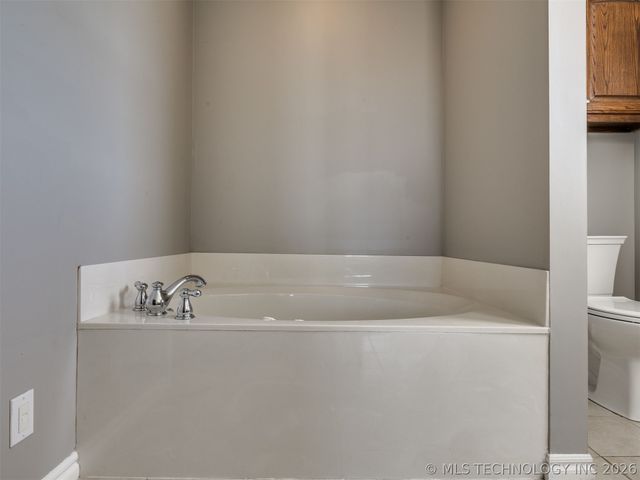 5295 E 144th Street North, Collinsville, OK 74021