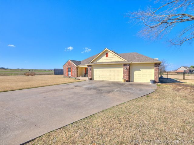 5295 E 144th Street North, Collinsville, OK 74021
