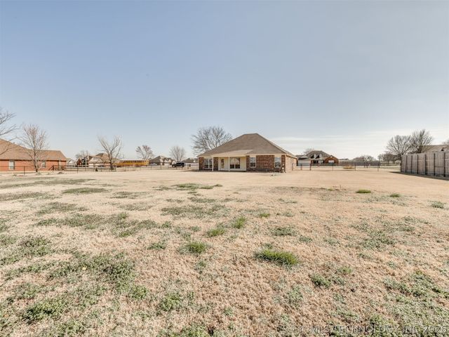 5295 E 144th Street North, Collinsville, OK 74021