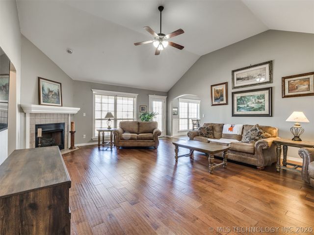 5295 E 144th Street North, Collinsville, OK 74021