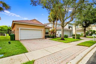 1840 NW 78th Ave, Pembroke Pines, FL 33024