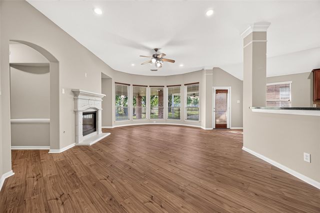 10707 Lyndon Meadows Drive, Houston, TX 77095