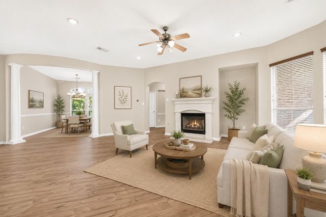10707 Lyndon Meadows Drive, Houston, TX 77095