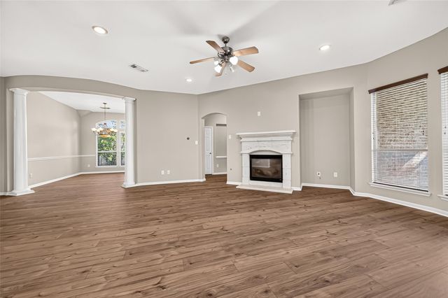 10707 Lyndon Meadows Drive, Houston, TX 77095