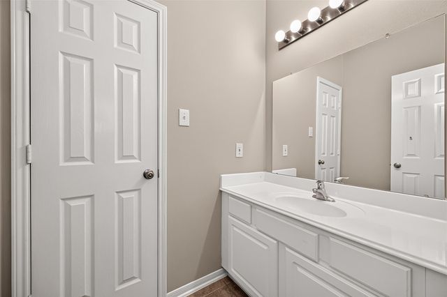 10707 Lyndon Meadows Drive, Houston, TX 77095