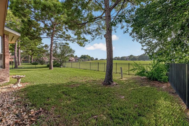 10707 Lyndon Meadows Drive, Houston, TX 77095