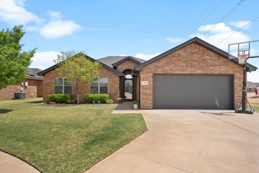 10409 Huron Avenue, Lubbock, TX 79424