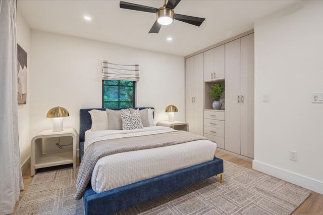 541 NE 8th Avenue, Fort Lauderdale, FL 33301