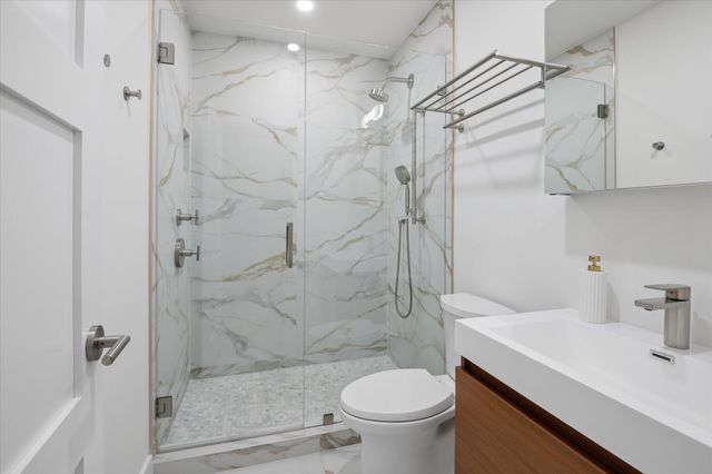 541 NE 8th Avenue, Fort Lauderdale, FL 33301