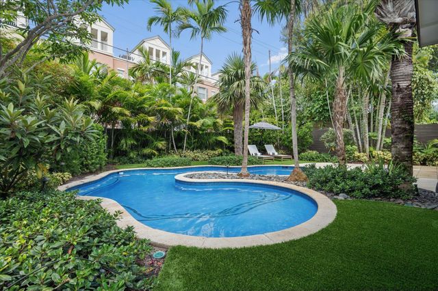 541 NE 8th Avenue, Fort Lauderdale, FL 33301