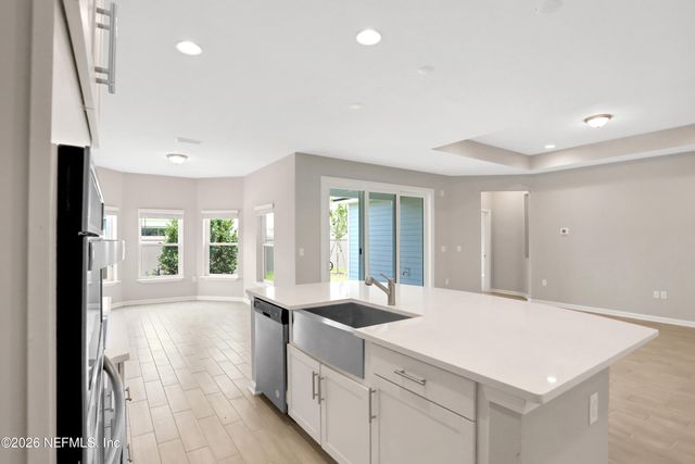 3453 AMERICANA Drive, Green Cove Springs, FL 32043