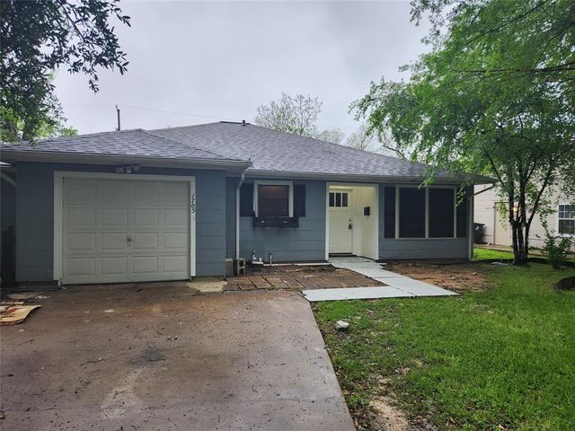 1705 Frost Street, Rosenberg, TX 77471