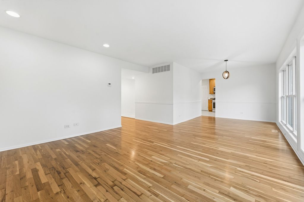 475 Olive Street, Hoffman Estates, IL 60169 — photo 5